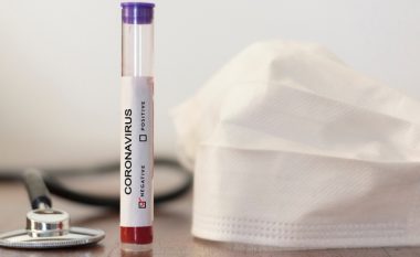 Eksperti turk përshkruan tri mënyra të mundshme të përfundimit të pandemisë së coronavirusit