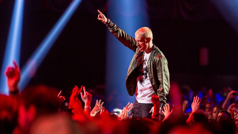 Eminem flet për të arriturat e vajzës së tij: Më ka bërë krenar, ka diplomuar në universitet