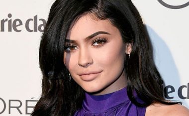 Kylie Jenner publikon fotografi në bikini ndërsa është në vetë-izolim: Duke uruar që të isha tani