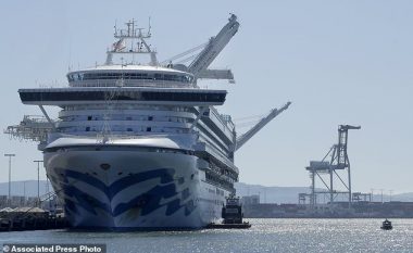 Me urdhër të presidentit Trump, katër agjencitë kryesore të anijeve turistike në Shtetet e Bashkuara i kanë pezulluar udhëtimet për 30 ditë