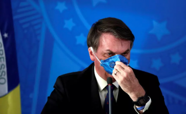 Bolsonaro i nxit brazilianët të rikthehen në punë, thotë se coronavirusi është një “fantazi”dhe një “grip i vogël”