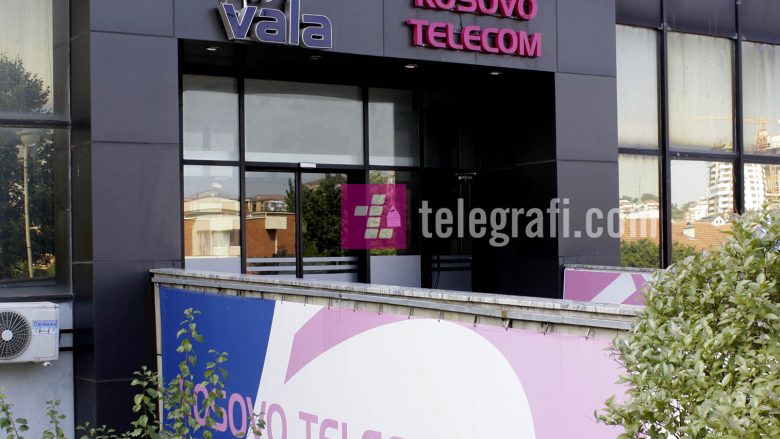 Bastisja në Telekomin e Kosovës, policia shoqëroi katër persona dhe sekuestroi dokumente, telefona dhe dëshmi të tjera