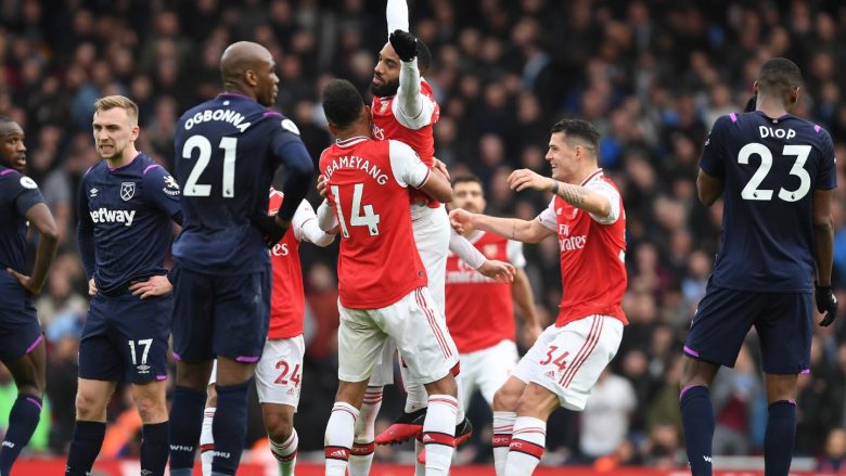Granit Xhaka i lumtur me fitoren e Arsenalit ndaj West Hamit