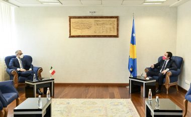 Kurti priti në takim ambasadorin e Italisë në Kosovë, Nicola Orlando