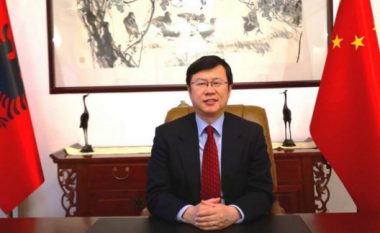 Ambasadori kinez në Tiranë: Miku i mirë në ditë të vështira, Kina do ta ndihmojë Shqipërinë