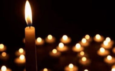 Qytetarët do ndezin qirinj sonte për ta nderuar ikonën Leze Qena