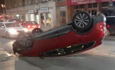 Rrokulliset një veturë në Prishtinë, lëndohet një person