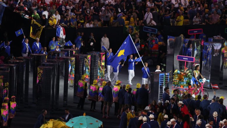 BE i IOC i jep përparësi barazisë gjinore, për herë të parë bartës të flamurit do të jenë një femër dhe një mashkull