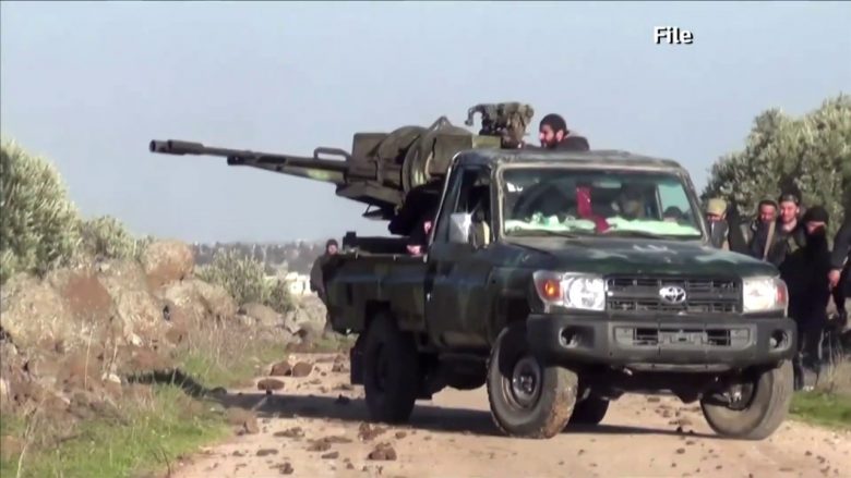 Përplasjet vdekjeprurëse shpërthejnë në Idlib, menjëherë pas marrëveshje së armëpushimit