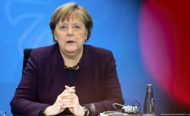 Coronavirusi, mesazh sensibilizues i Angela Merkel: Është koha të tregojmë sa mendojmë për tjetrin