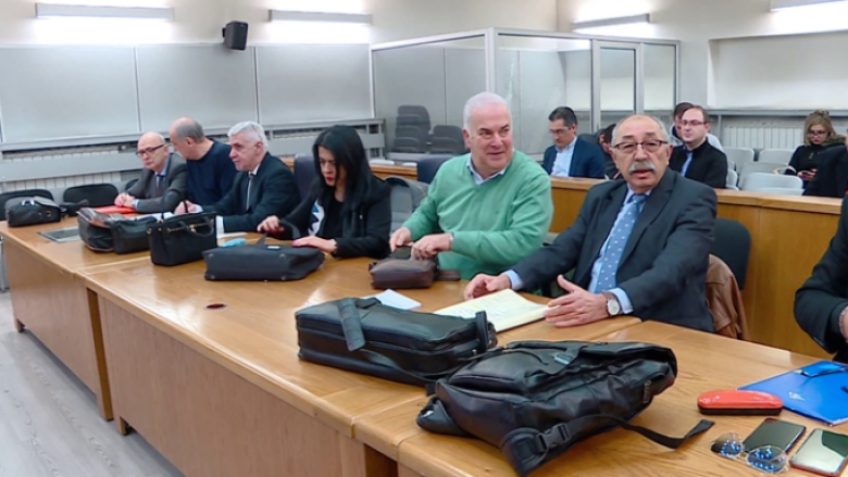 Dënohen me burg disa profesorë në Shkup, për kërkimin e parave nga studentët në këmbim të notave