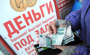 Edhe Sputniku e thotë që Rusia po bie, valuta vendase është duke u zhvlerësuar me të madhe