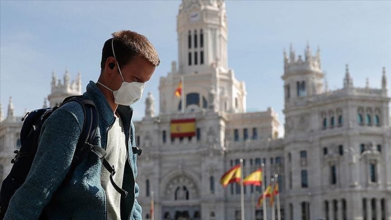 Raportohet se mbi 4,000 persona kanë vdekur nga coronavirusi në Spanjë
