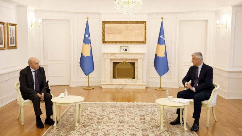 Thaçi i kërkoi zyrtarisht mandatarin për kryeministër Isa Mustafës