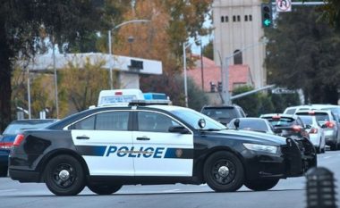 Të shtëna armësh në Kaliforni, plagosen gjashtë persona gjatë një ahengu në kohen kur ndalohen tubimet