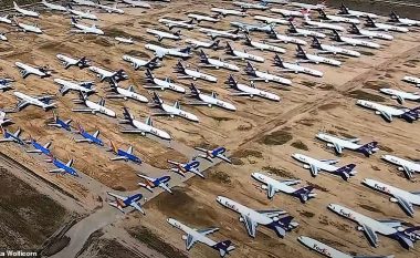 Për shkak të pandemisë së COVID-19 janë ndaluar fluturimet komerciale, shkretëtira e Kalifornisë shndërrohet në parkingun më të madh në botë të fluturakeve