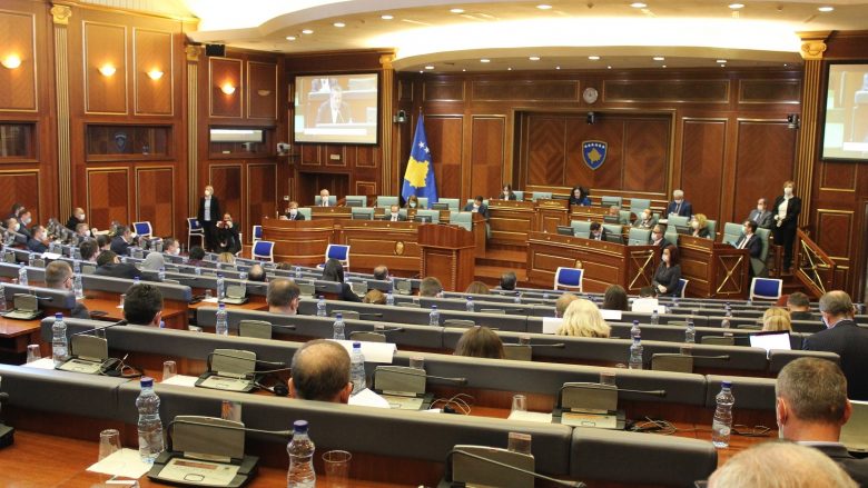 Kuvendi mban seancë për formimin e Komisionit hetimor për menaxhimin e pandemisë