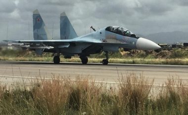 Rusia përgjon avionët e Marinës amerikane mbi Detin Mesdhe