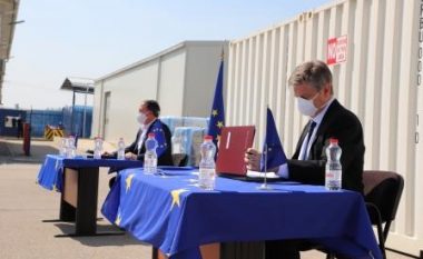 EULEX i dhuron pajisje të teknologjisë informative Shërbimit Korrektues të Kosovës