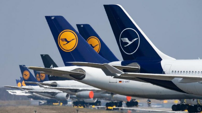 Lufthansa mbyll linjat ajrore me kosto të ulët dhe thotë se aviacionit do t’i duhen vite për tu rikuperuar