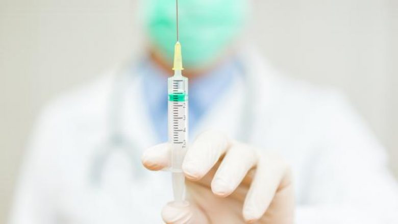 Vaksina 100 vjeçare testohet si armë kundër Covid-19