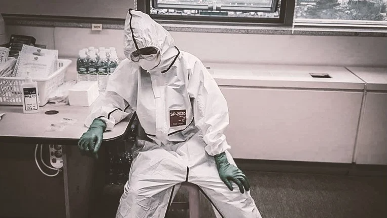 Një ekip shkencëtarësh në Singapor janë përpjekur të parashikojnë se kur do të përfundojë pandemia dhe ky është rezultati