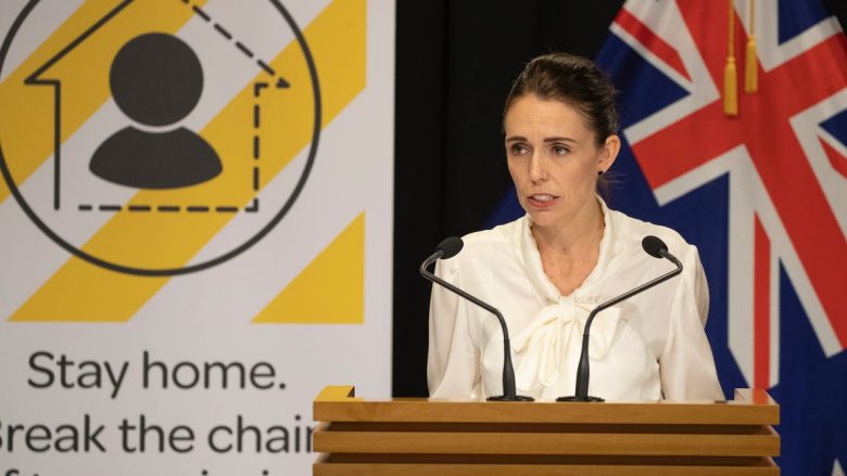 Kryeministrja e Zelandës së Re kundërshton propozimin për 2,000 viza për të pasurit që investojnë 50 milionë dollarë në vend