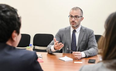 Ambasadori italian: Do të vazhdojmë të mbështesim Kosovën për të ndriçuar fatin e të pagjeturve