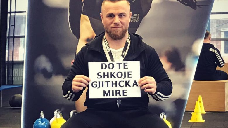 “Gjithçka do të shkojë mirë”, trajneri i ‘CrossFit’-it motivon ndjekësit duke treguar si mund të kryejmë ushtrime nga shtëpia