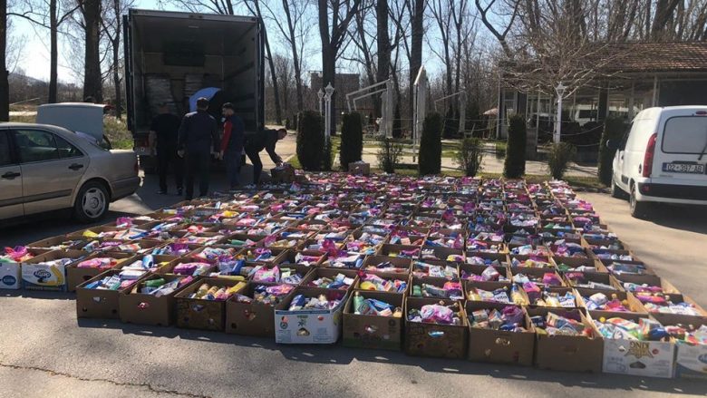PDK shpërndau qindra pako ushqimore në veri të Kosovës