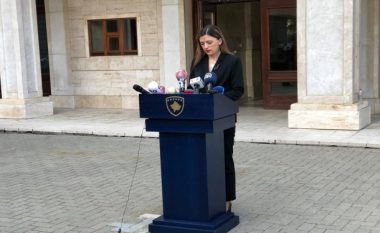 ​Haxhiu: Thaçi me një klub burrash po përmbysin vullnetin e qytetarëve