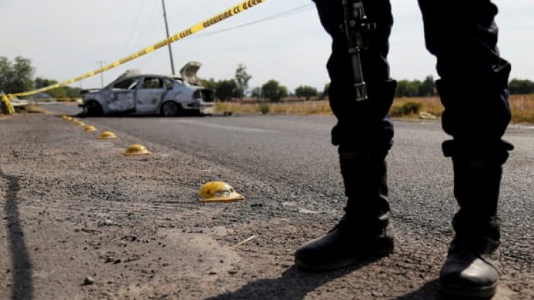 Beteja e ashpër mes kartelave rivale të drogës në Meksikë i ka lënë 19 të vdekur
