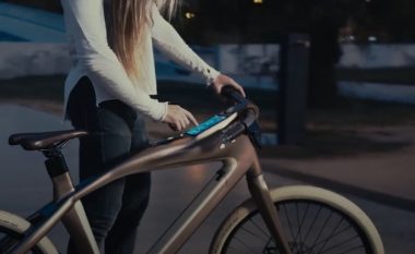Biçikleta interaktive që mund të kontrollohet edhe me zë
