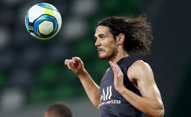 Cavani i është ofruar Interit