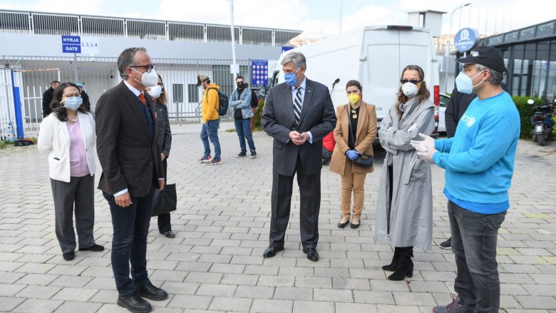 UNICEF dhe USAID shpërndajnë pako higjienike për 5950 familje dhe 240 institucione shëndetësore në Kosovë