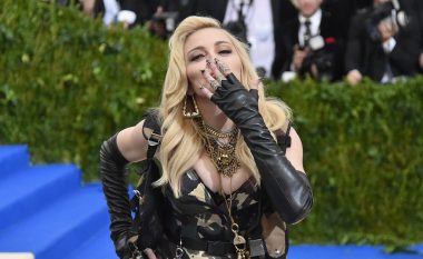 Madonna uron ditëlindjen e të dashurit të saj 26 vjeçar