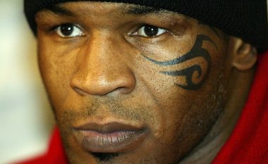 Historia prapa tatuazhit në fytyrën e Mike Tyson