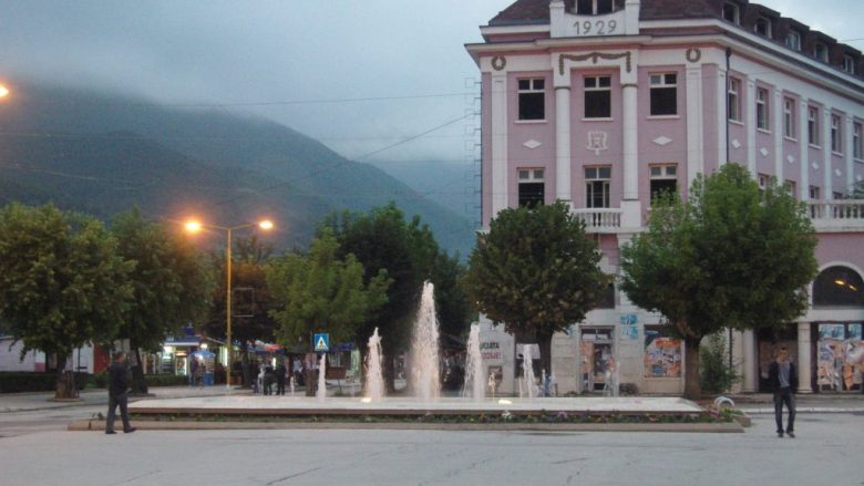 Peja zonë karantinë, Muhaxheri: Mos dilni nga shtëpitë!