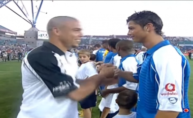 Kanë të njëjtin mbiemër dhe janë dy ndër më të mirët në histori, kjo është ndeshja e vetme kur dy Ronaldot u përballen mes vete