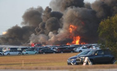 Një zjarr masiv shkatërron dhe dëmton më shumë se 3,500 makina pranë aeroportit të Floridas