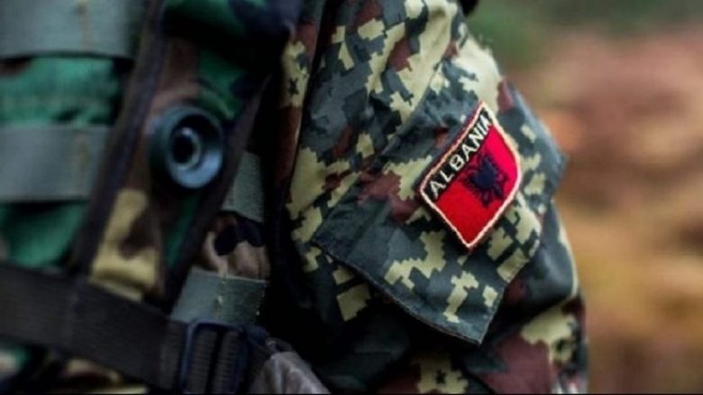 Tre ushtarë shqiptarë të KFOR-it që shërbejnë në Kosovë pozitiv në COVID-19