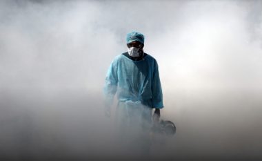 BBC: Ndotja e lartë e ajrit po rrit shkallën e vdekjeve nga coronavirusi