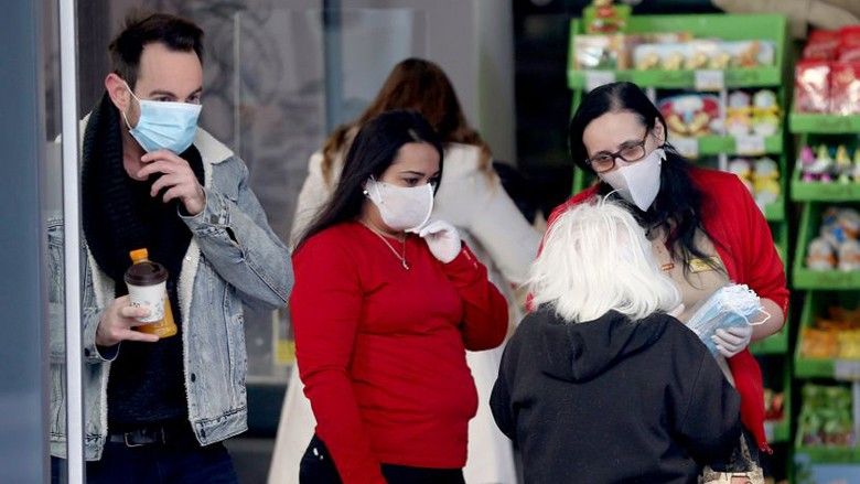 Shkencëtarët kinezë kanë zbuluar që distanca prej dy metrash nuk është e mjaftueshme, por edhe ku qëndron më së shumti virusi