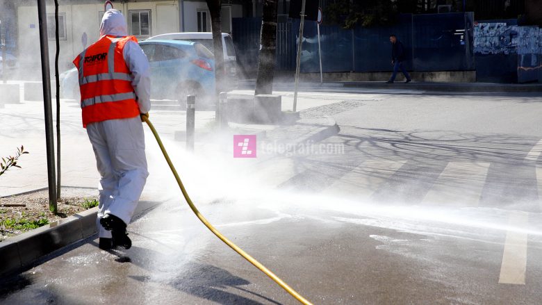 Qeveria kërkon pastërti, por nuk shpërblen punëtorët e kompanisë “Pastrimi”