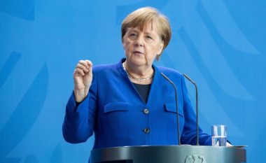 Edhe Angela Merkel “lë të kuptohet se Kina ka mashtruar botën mbi coronavirusin”