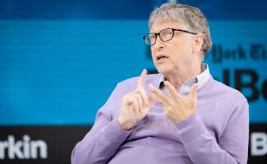 Bill Gates mbron Kinën për përgjigjen ndaj pandemisë së coronavirusit