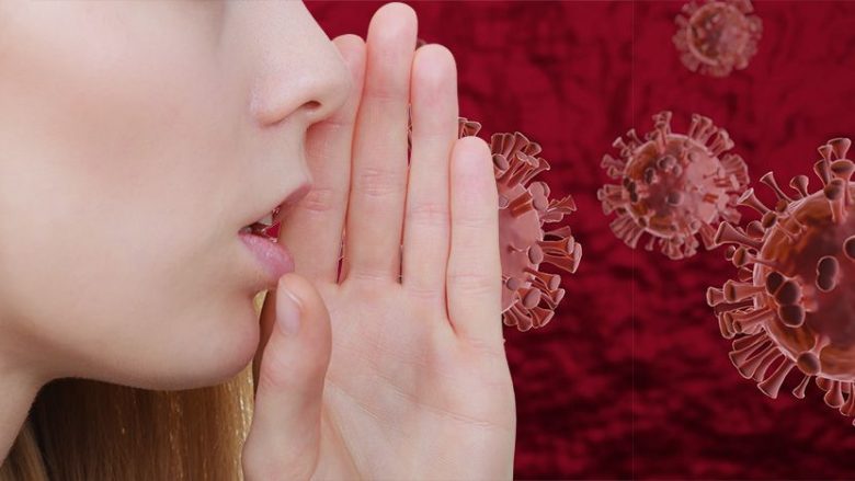 A mund t’i infektojë të tjerët personi i sëmurë nga coronavirusi derisa është duke folur?