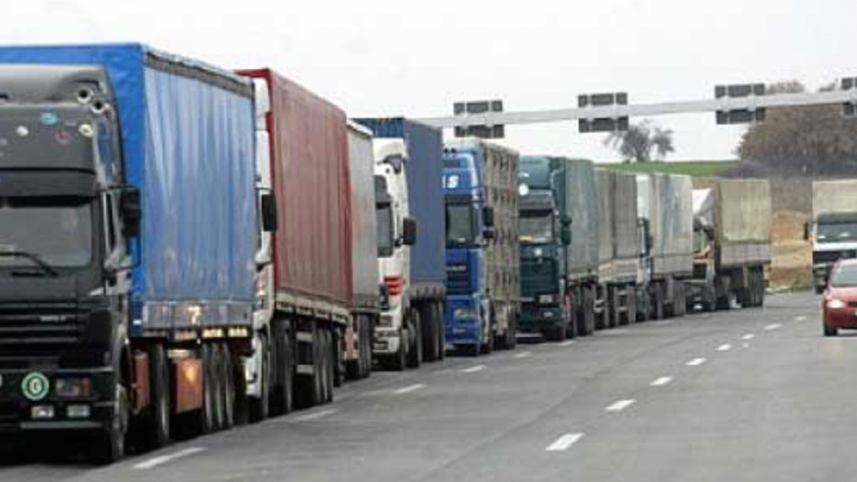 Masat e reja bllokojnë transportuesit nga Maqedonia e Veriut në kufirin gjermano-çek