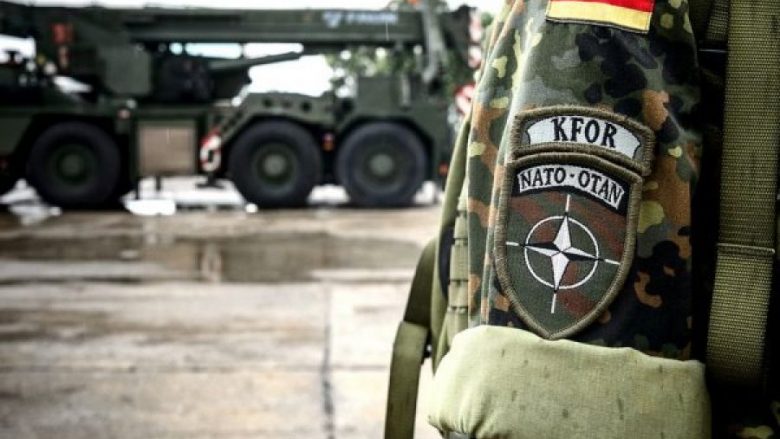 Drejtori i ri i Ekipit Këshillues dhe Ndërlidhës të NATO-s fillon mandatin në Kosovë