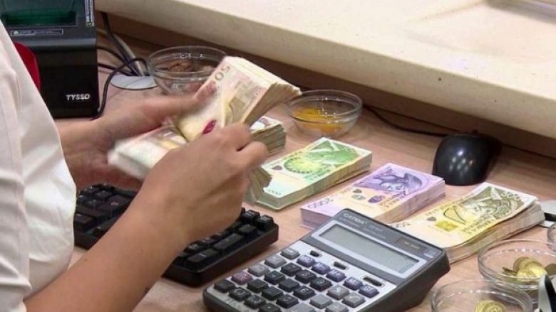 Rritet niveli i kredive të këqija në Shqipëri